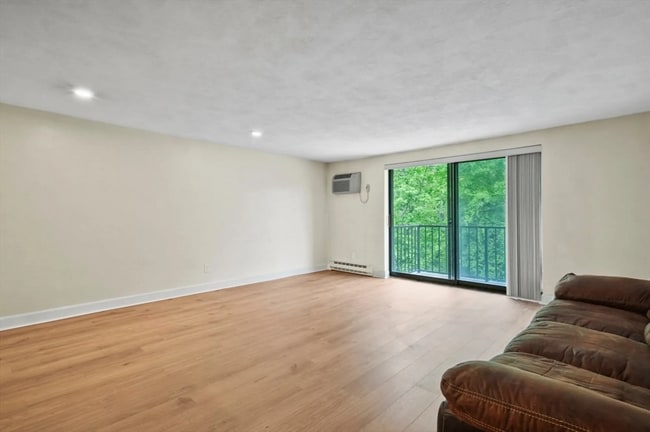 846 Broadway in Saugus, MA - Building Photo - Building Photo