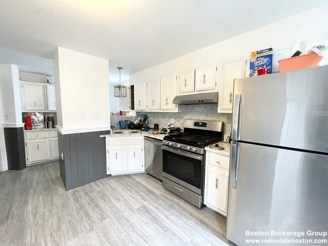 property at 31 Falcon St