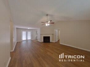 14 Iron Spot Cir in Columbia, SC - Foto de edificio - Building Photo