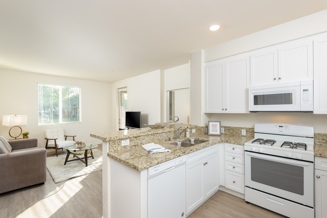 Hallmark at Mission in Ontario, CA - Building Photo - Building Photo