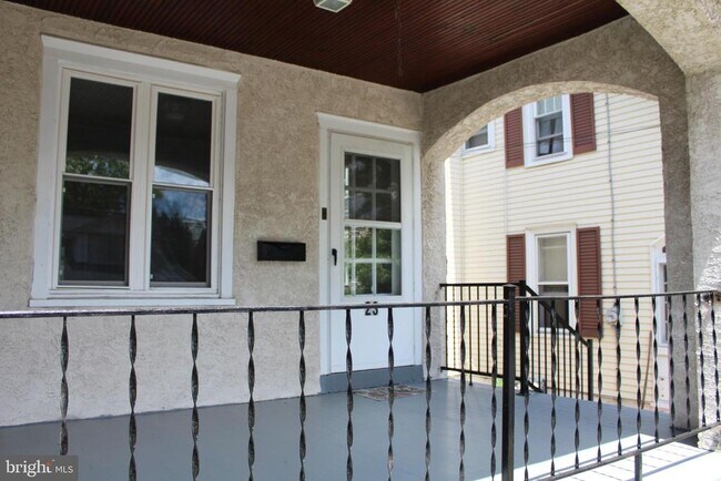 23 W 2nd St in Boyertown, PA - Building Photo - Building Photo