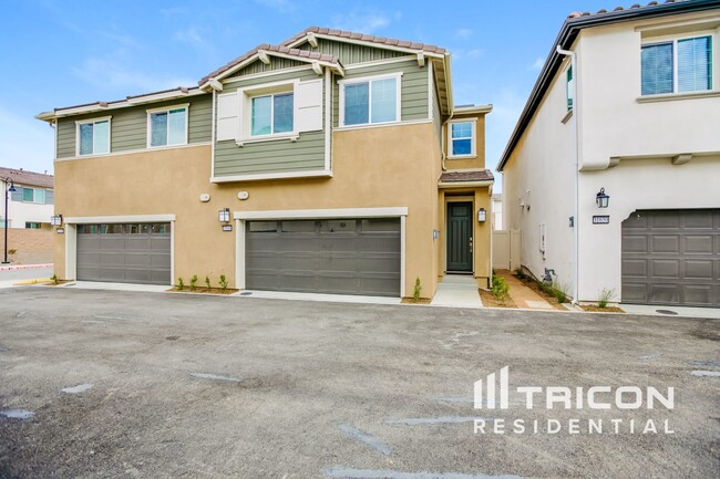 property at 31646 Rosetta St