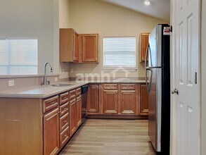 10429 Kentwell Rd in Knoxville, TN - Building Photo - Building Photo