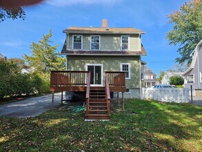 107 Spring St in Stoneham, MA - Building Photo - Building Photo