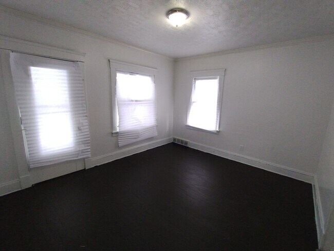9508 Benham Ave in Cleveland, OH - Building Photo - Building Photo