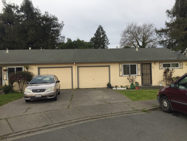 Duplex in Santa Rosa