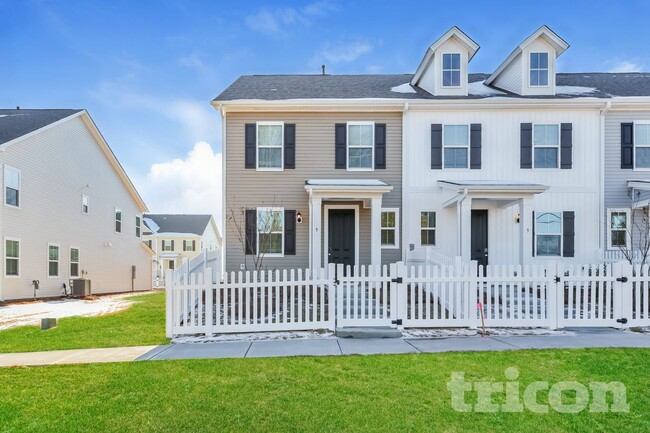 property at 5 Beautyberry St