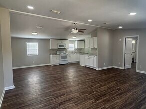 1895 Wild Cherry Dr in Tallahassee, FL - Building Photo - Building Photo