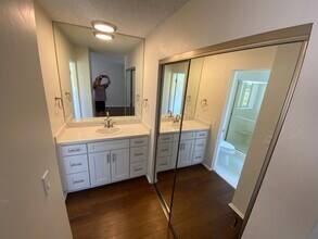 1321 California Ave in Santa Monica, CA - Foto de edificio - Building Photo