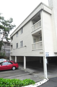 Brighton North Apartments in Shoreline, WA - Building Photo - Building Photo