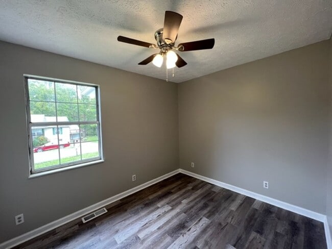 1165 Payne School Dr in Sevierville, TN - Building Photo - Building Photo