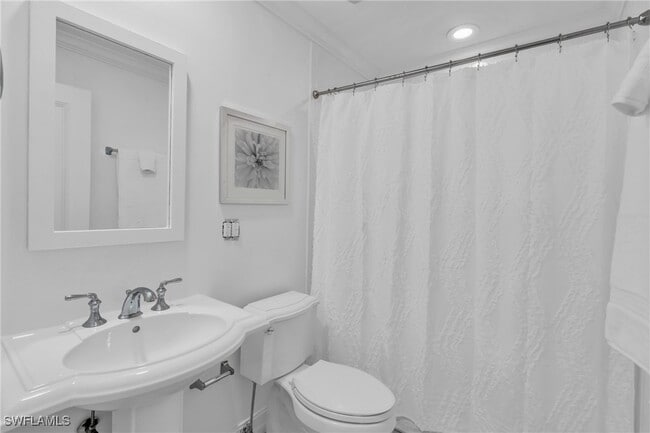271 Broad Ave S in Naples, FL - Building Photo - Building Photo
