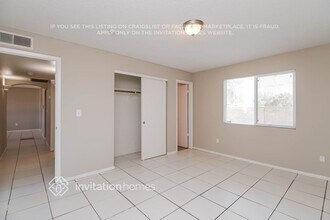 11511 E Broadway Rd in Mesa, AZ - Building Photo - Building Photo