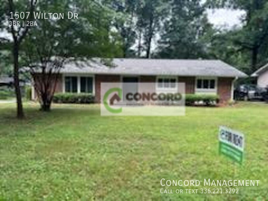 1507 Wilton Dr in Greensboro, NC - Building Photo
