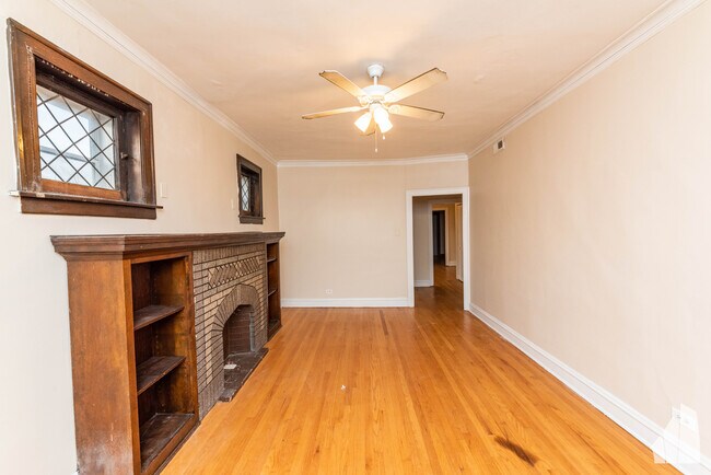 4333 N Campbell Ave, Unit 76-1 in Chicago, IL - Building Photo - Building Photo