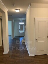 513 Old Ride Dr in Holly Springs, NC - Building Photo - Building Photo