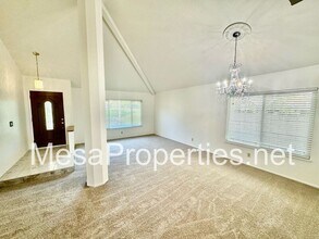 1488 Poppy Ave in Upland, CA - Building Photo - Building Photo