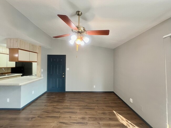 9550 Deering Dr, Unit 308