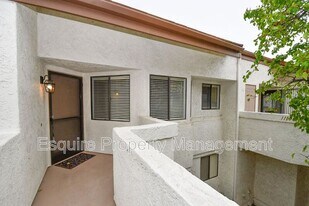 1115 Mission Verde Dr in Camarillo, CA - Building Photo