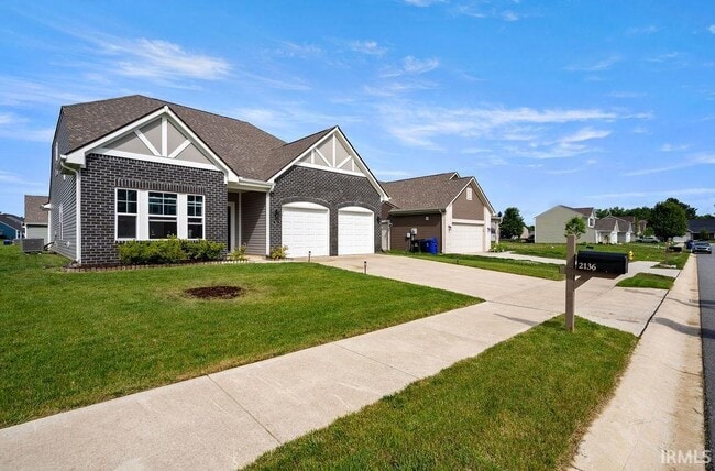 2136 Upland Rdg Wy in Kokomo, IN - Building Photo - Building Photo