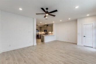 851 Lennox Dr in Allen, TX - Foto de edificio - Building Photo