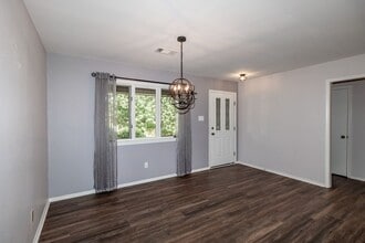 8 Ochavo Way in Hot Springs, AR - Building Photo - Building Photo