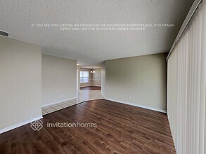 1207 Sandalwood Dr in Plant City, FL - Building Photo - Building Photo