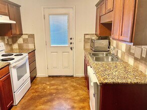 5018-5205 205 Loop in Temple, TX - Building Photo - Building Photo