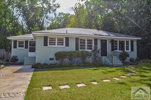 129 Westover Dr in Athens, GA - Building Photo