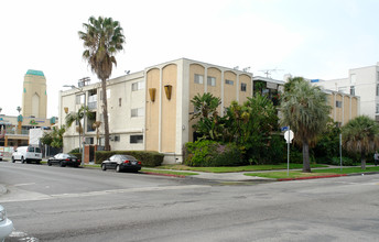 Oxford Apartments in Los Angeles, CA - Building Photo - Building Photo