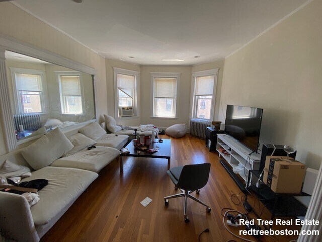 41 Orkney Rd, Unit 3 in Boston, MA - Foto de edificio