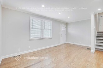 2287 Wallingford Dr in Decatur, GA - Foto de edificio - Building Photo