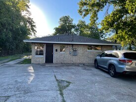 5607 Pickfair St, Unit A in Houston, TX - Building Photo