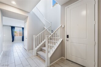 5827 Amber Mesa St in Las Vegas, NV - Building Photo - Building Photo