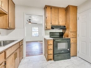 1119 W Comanche St in Norman, OK - Building Photo - Building Photo