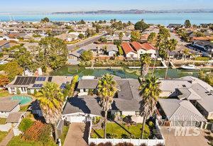 170 Trinidad Dr in Belvedere Tiburon, CA - Foto de edificio - Building Photo