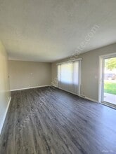 1215 Rosedale St in Maumee, OH - Building Photo - Building Photo