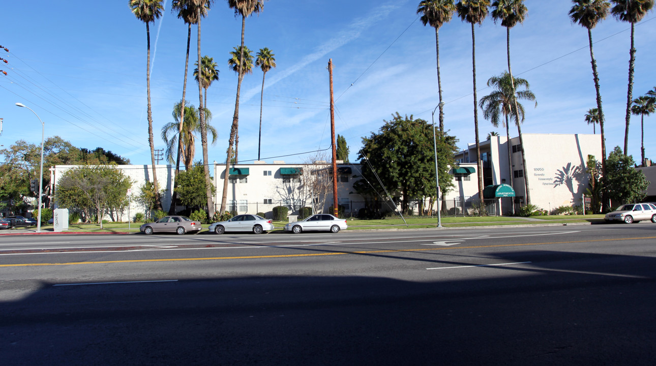 Reseda Homestyle Apartments in Reseda, CA - Building Photo