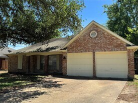 4707 Innsbruk Dr in Houston, TX - Building Photo