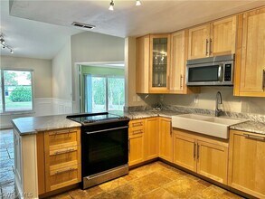 11791 Bradley Ct in Bonita Springs, FL - Building Photo - Building Photo