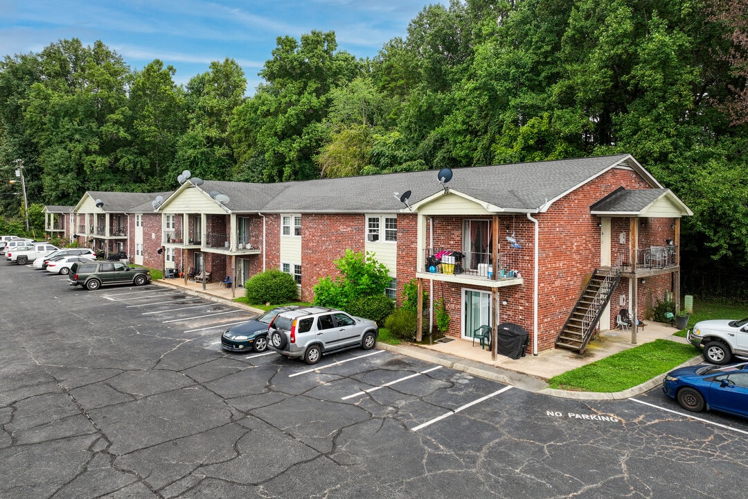 The Colony in Winston-Salem, NC - Foto de edificio