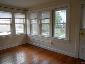 1310 Atwater Ave in Bloomington, IN - Foto de edificio - Building Photo