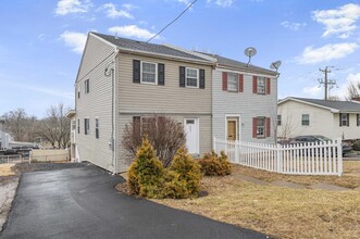 461 Hale St in Pottstown, PA - Building Photo - Building Photo