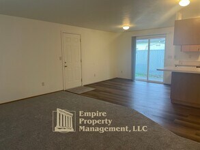 355 Maple St in Eugene, OR - Building Photo - Building Photo