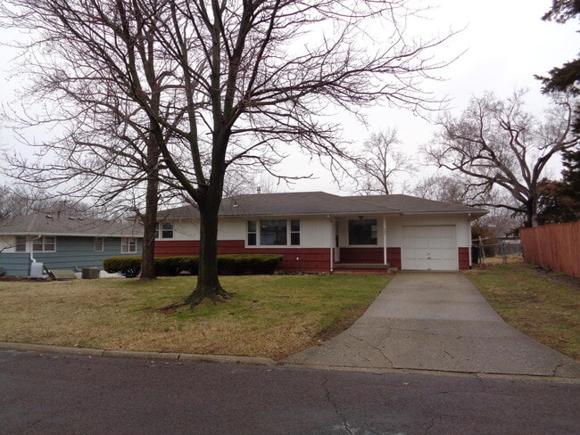 property at 407 Sondra Ave