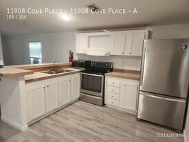 11908 Cove Pl in Boca Raton, FL - Building Photo