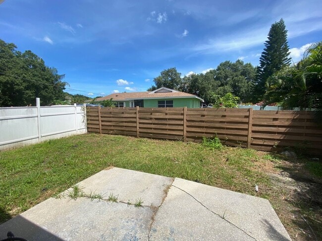 217 57th Ave E in Bradenton, FL - Building Photo - Building Photo