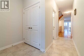 886 Sobeski Ave in Woodstock, ON - Building Photo - Building Photo