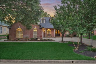 16 Waterberry Way in Montgomery, TX - Building Photo - Building Photo