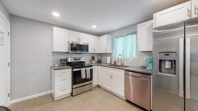 8134 Sherman St in Denver, CO - Building Photo - Building Photo